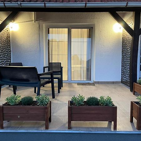 Lux Apartman Buek Buitenkant foto