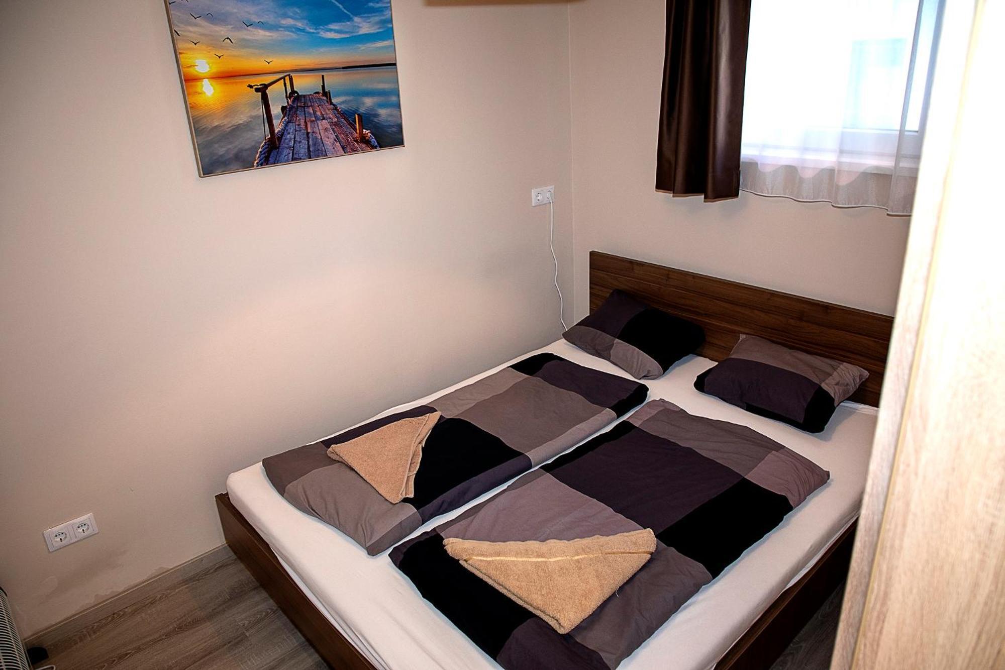 Lux Apartman Buek Buitenkant foto